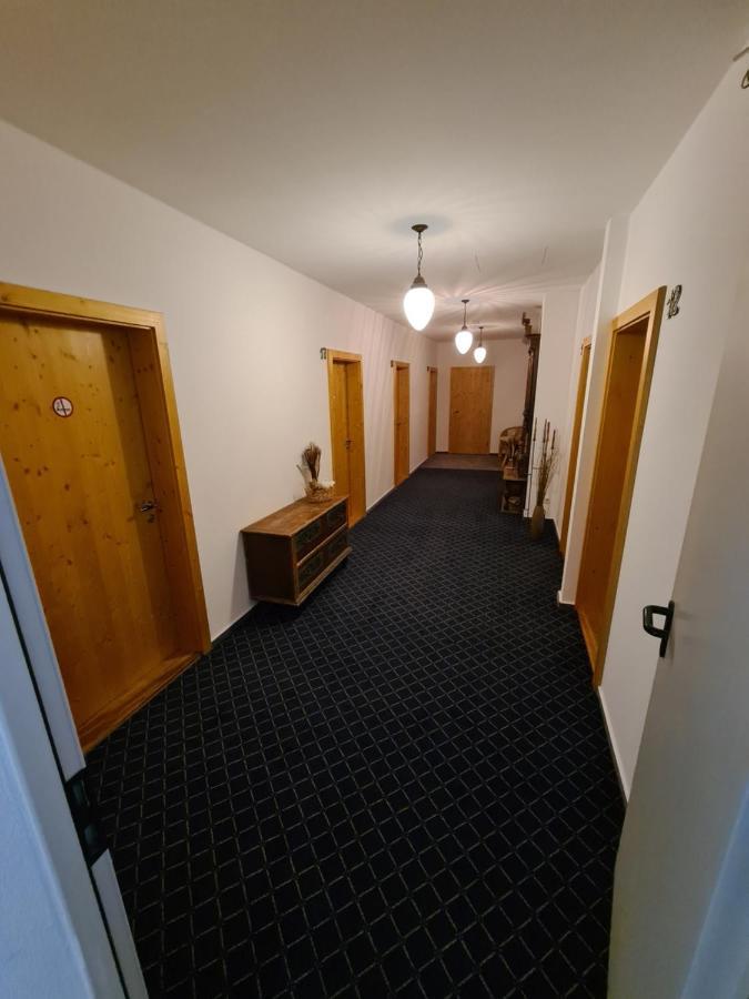 Hotel & Gasthof Zur Post Neumarkt-Sankt Veit Luaran gambar